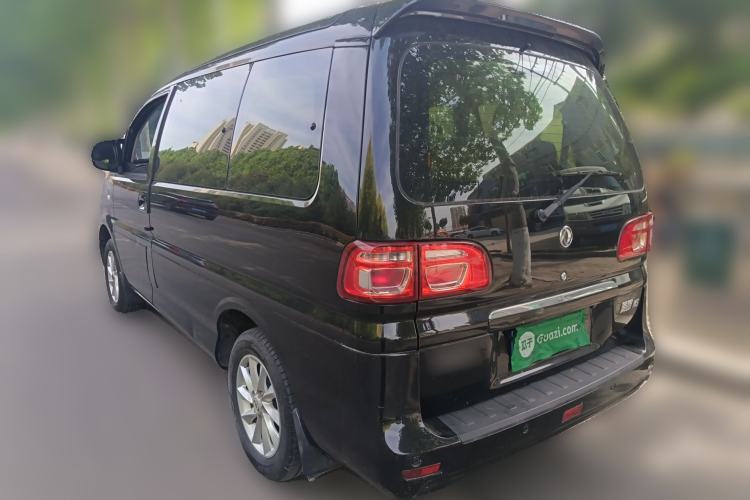 Used FORTHING Lingzhi 2018 M5 1.6L 7-Seater Luxury Model
