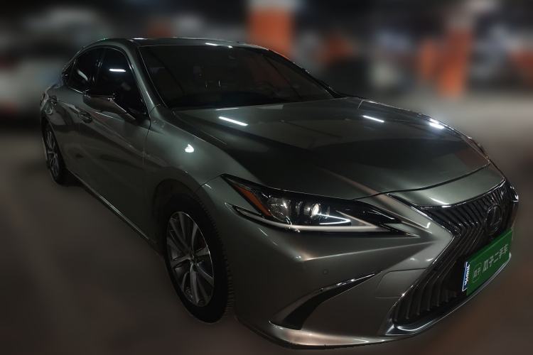 Used Lexus ES 2020 200 Excellence Edition
