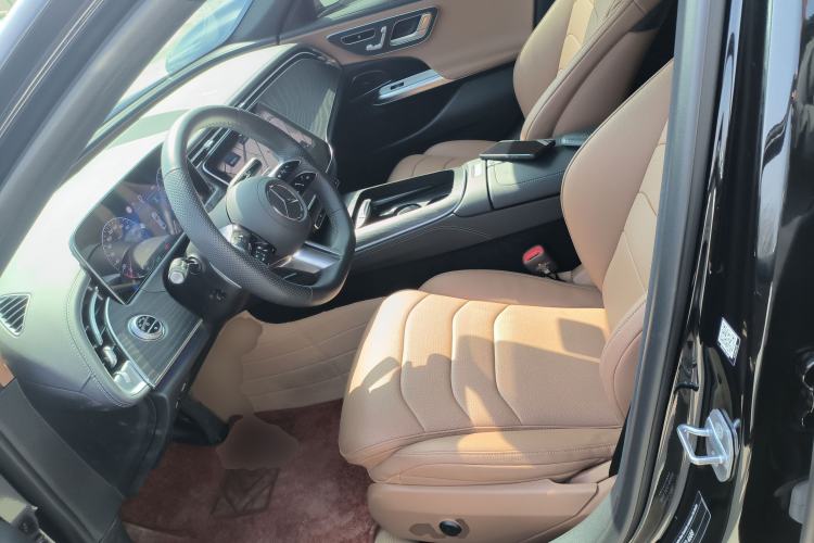 Used Mercedes-Benz E-Class 2024 Facelift E 300 L Fashion Sport Edition
