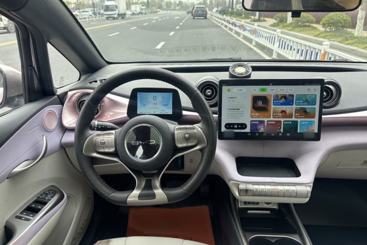 Used BYD Dolphin 2021 405 km Fashion Edition
