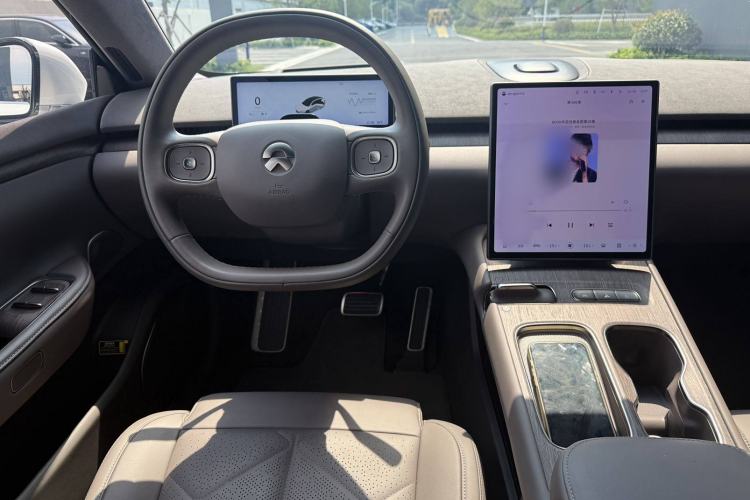 Used Nio ET7 2024 75 kWh Executive Signature Edition
