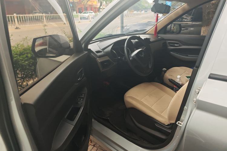 Used Wuling Hongguang 2018 1.5L S Standard Version L2B Driver Seat