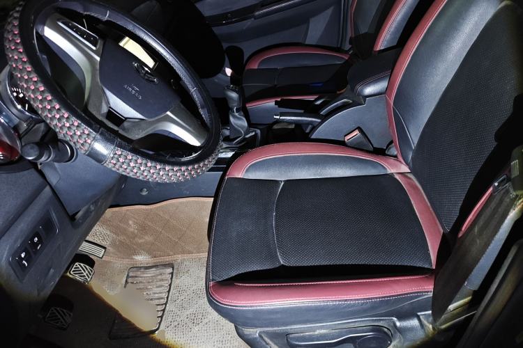 Used HYOSOW S3 2014 1.5L Luxury Version China IV Emission Standard
