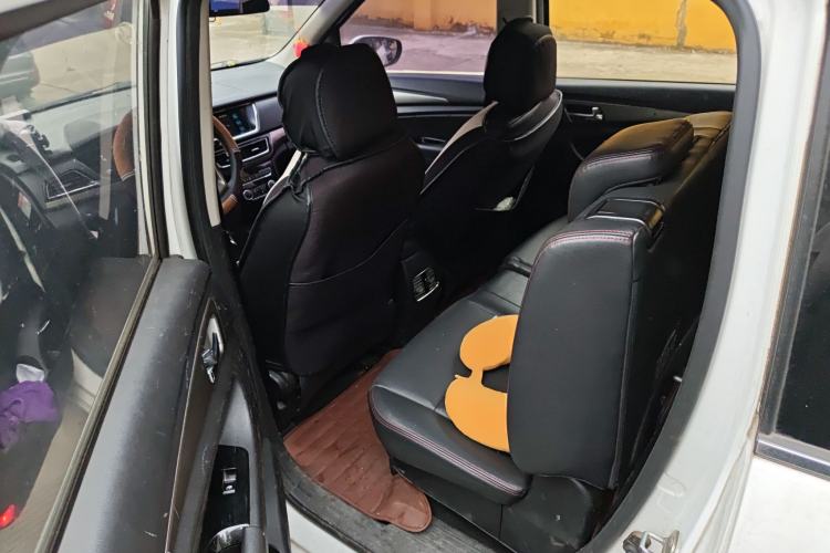 Used CHANGAN KAICHENG Oushang A600 2016 1.5L Manual Elite 7-Seater
