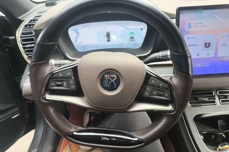 Used BYD Han 2023 DM-i Champion Edition 121KM Prestige Model
