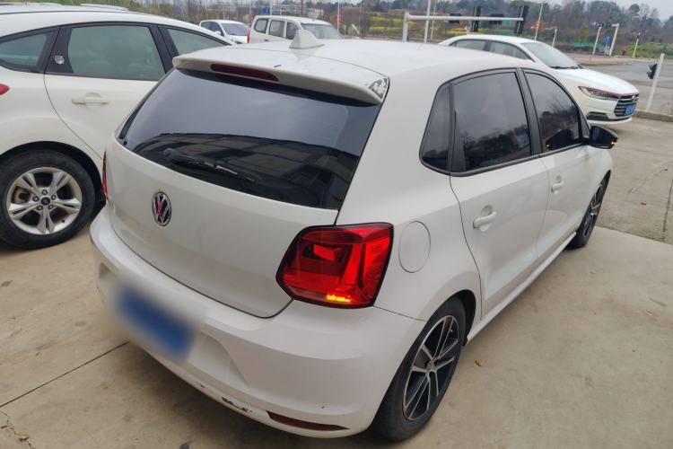 Used Volkswagen Polo 2016 1.4L Manual Fashion Model
