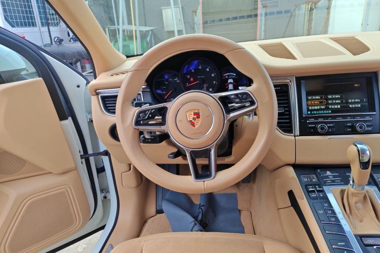 Used Porsche Macan 2014 Macan 2.0T
