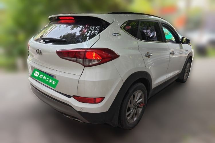 Used Hyundai Tucson 2018 1.6T Dual-Clutch Two-Wheel Drive 15th Anniversary Special Edition Rear Right 45 Deg