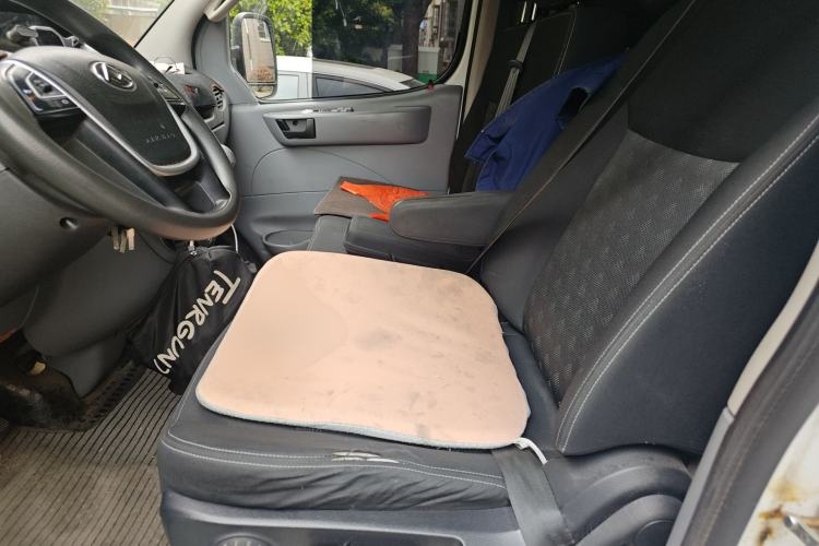 Used SAIC MAXUS Xintu V80  Left Front Seat
