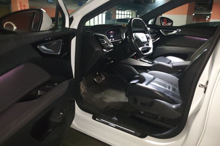 Used Audi Q4 e-tron 2022 40 e-tron Adventure Edition