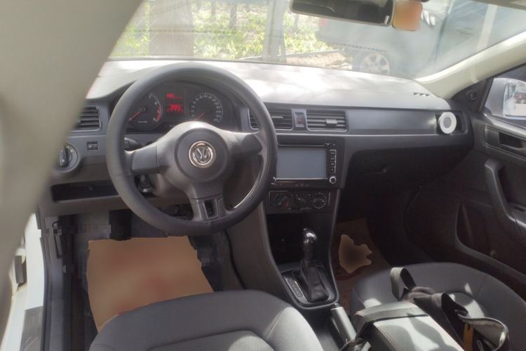 Used Volkswagen Santana 2015 1.6L Automatic Fashion Edition Steering Wheel