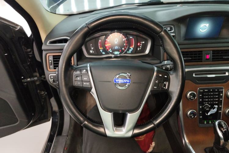 Used Volvo S80L 2015 2.0T T5 Smart Luxury Edition