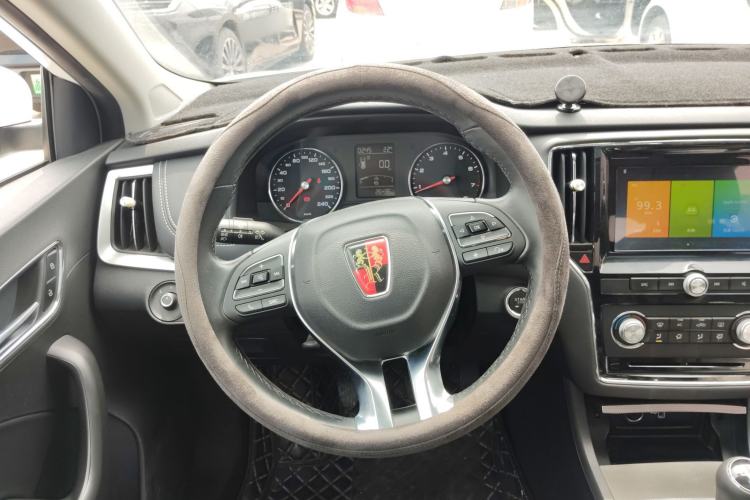 Used Roewe i6 2018 20T Manual Luxury Edition