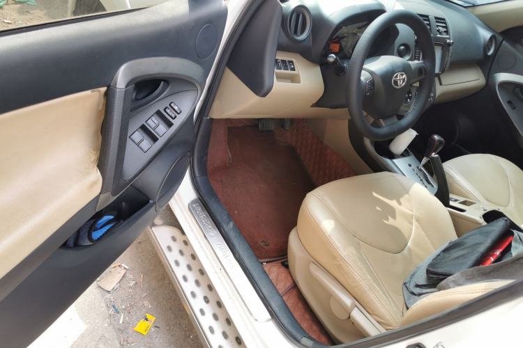 Used Toyota RAV4 2013 Special Edition 2.0L Automatic Classic