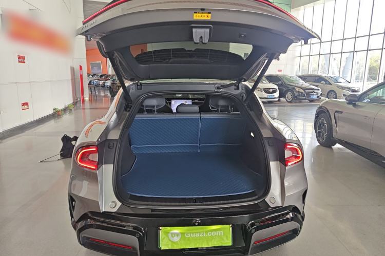 Used Xiaomi Auto YU7 2025 Ultra-Long Range Rear-Wheel Drive Version Trunk