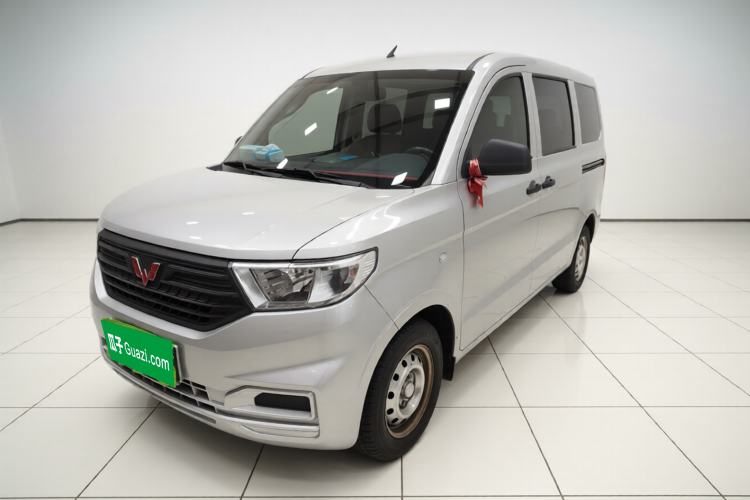 Used Wuling Hongguang V 2022 1.5L Jingqu Edition Electric-Assist LAR