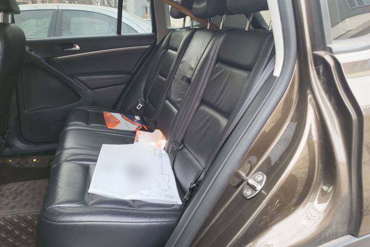 Used Volkswagen Tiguan 2015 1.8TSI Manual Two-Wheel-Drive Limited Edition
