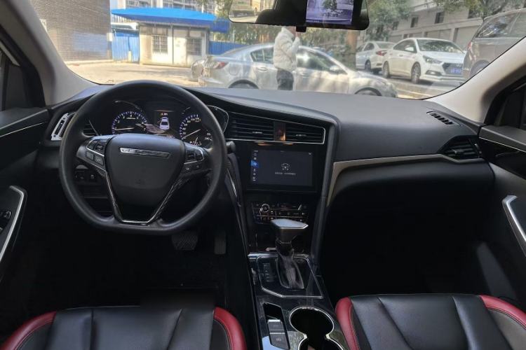 Used Venucia D60 2019 100 000 Honor 1.6L XL CVT Chenku Edition China VI Standard
