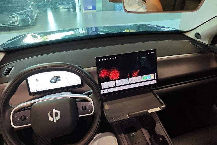 Used Leapmotor C10 2024 210 LiDAR Version Center Console