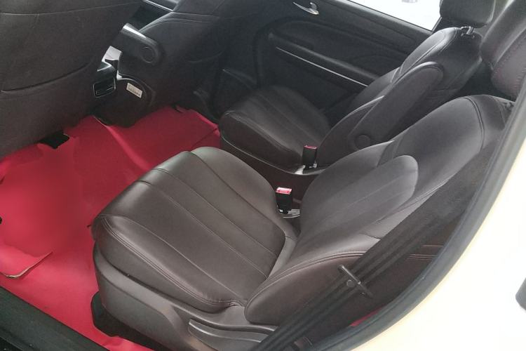 Used GAC Trumpchi M6 2019 270T DCT Luxury Edition (6-seater) China VI Left Rear Seat