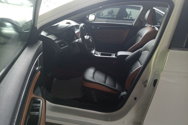 Used Geely Auto Emgrand GL 2020 1.4T CVT Luxury Model
