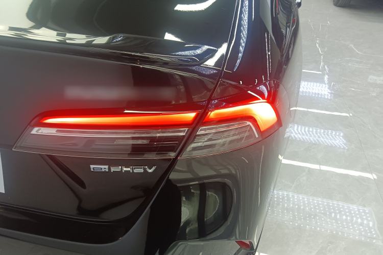 Used Honda Inspire New Energy 2025 Model—e:PHEV Smart Shine Version Right Rear Taillight