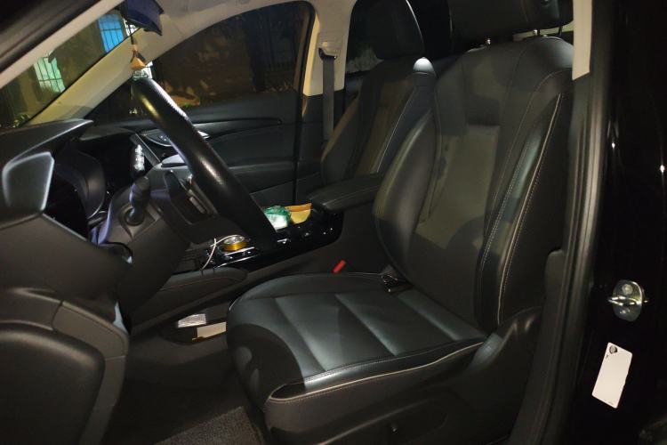 Used Buick Envision 2022 Facelift Encore S 552T Two-Wheel-Drive Luxury Model
