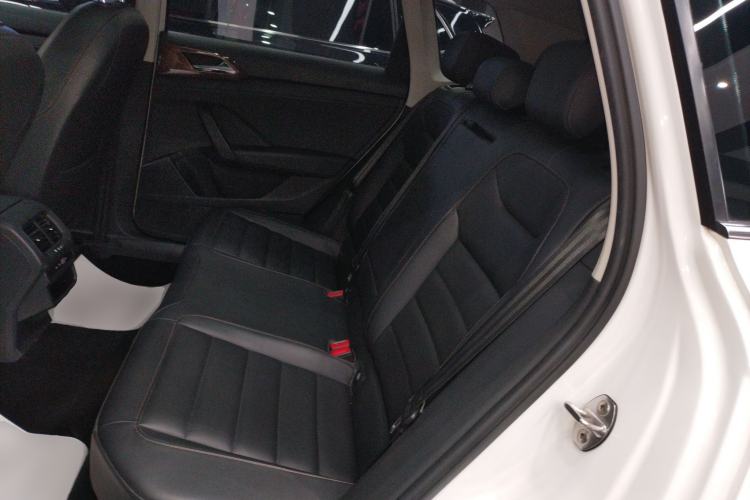 Used Volkswagen Tharu 2021 280TSI Two-Wheel-Drive Luxury Edition Left Rear Seat