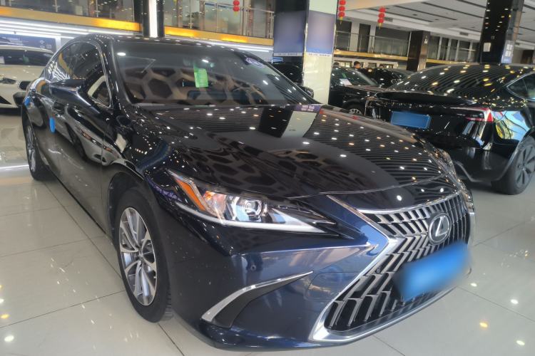 Used Lexus ES 2023 200 Excellence Edition