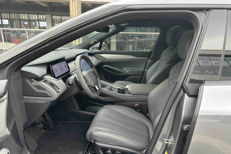 Used BYD Song L EV 2025 Intelligent Driving Version 662 km LiDAR Excellence Edition