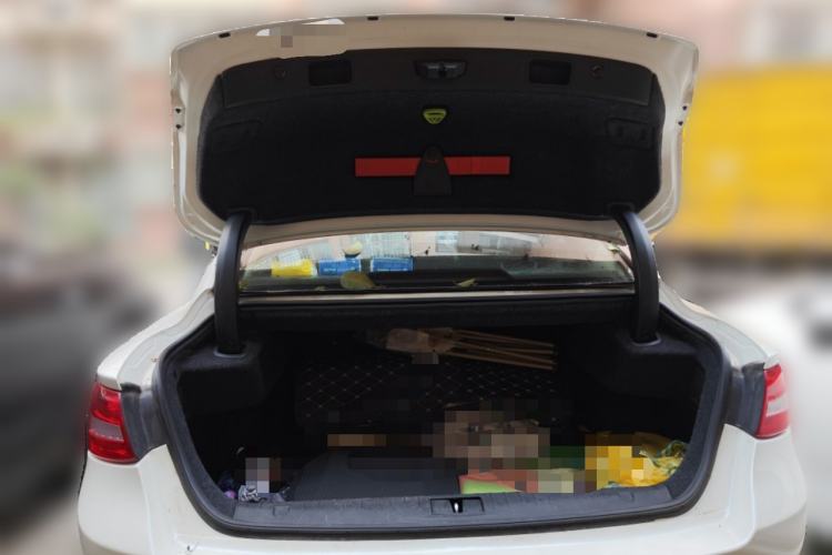 Used Geely Auto Emgrand GT 2015 1.8T Premium Model Trunk