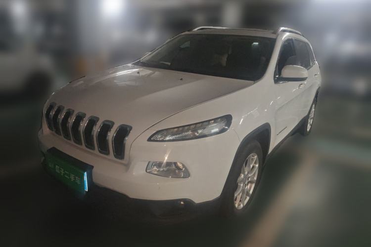 Used Jeep Cherokee 2016 2.0L Superior Edition