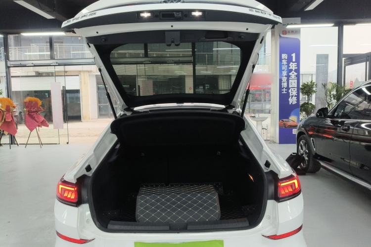 Used Volkswagen Lamando 2022 Lingdu L 280TSI DSG Spicy Edition Trunk