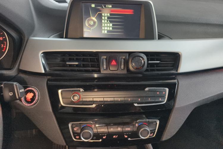 Used BMW X1 2016 sDrive18Li Premium Edition
