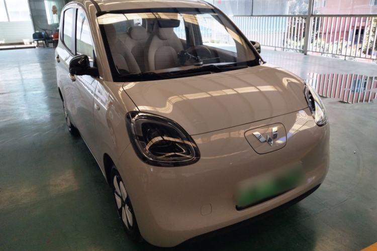 Used Wuling Hongguang MINIEV 2025 Four-Door Version Advanced Edition Front Right 45 Deg