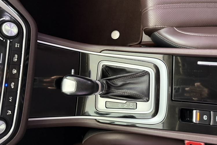 Used Changan Raeton CC 2018 1.5T Automatic Elegant Version China V Standard