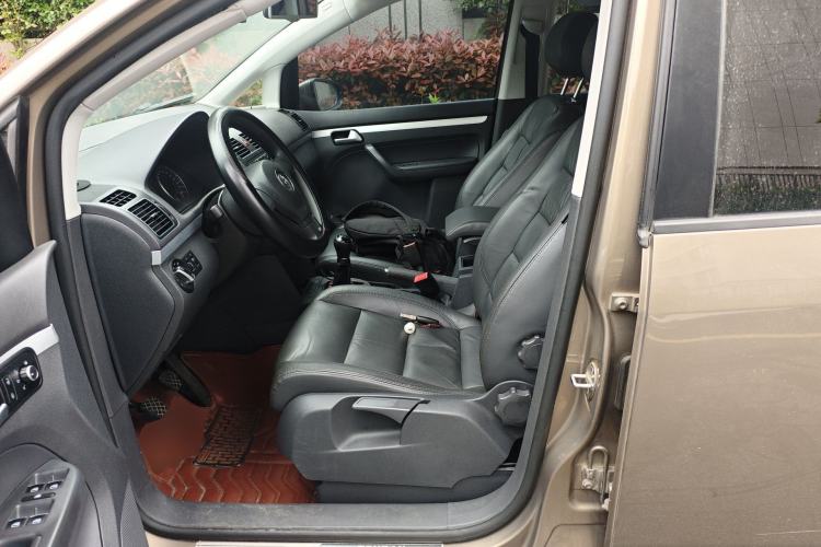 Used Volkswagen Touran 2013 1.4T Manual Comfort Edition 5-Seater Left Front Seat