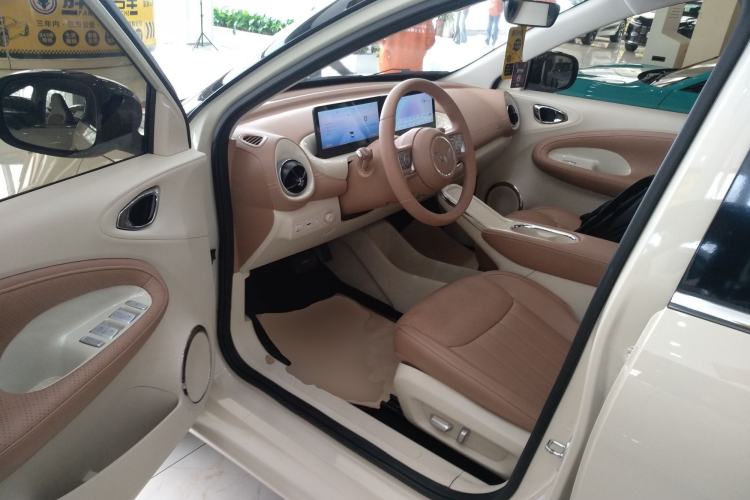 Used Wuling Bingo 2025 410 km Lingxi Deluxe Edition Left Front Seat