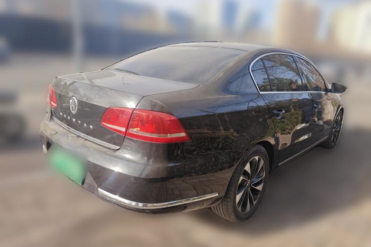 Used Volkswagen Magotan 2015 1.8TSI Luxury Model Rear Right 45 Deg