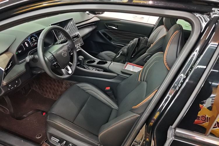 Used Toyota Avalon 2024 Dual-Motor 2.0L Luxury Edition