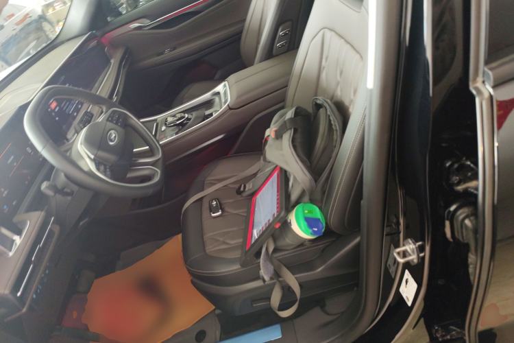 Used Ford Edge 2026 Model Explorer L 2.0T EcoBoost Four-Wheel Drive Seven-Seat Ultimate Left Front Seat