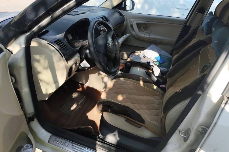 Used Skoda Fabia 2012 1.4L Manual Crystal Edition Left Front Seat