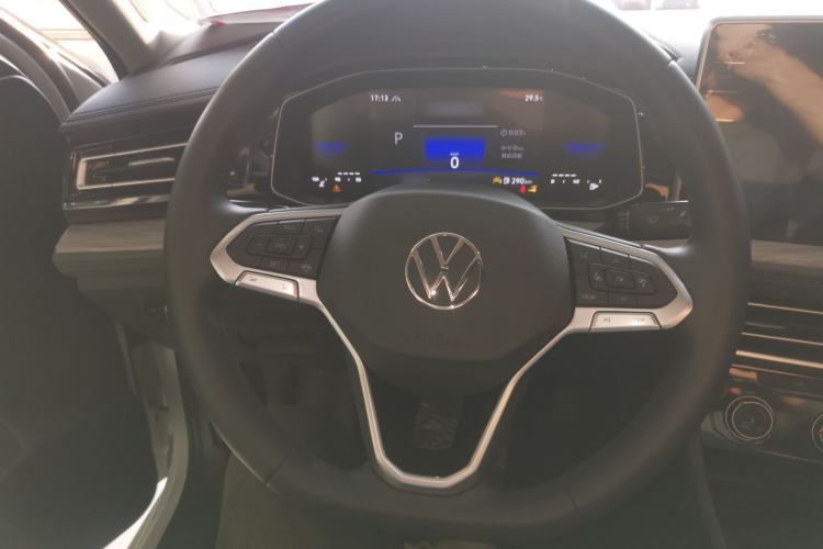 Used Volkswagen Sagitar 2023 300TSI DSG Excellence Edition
