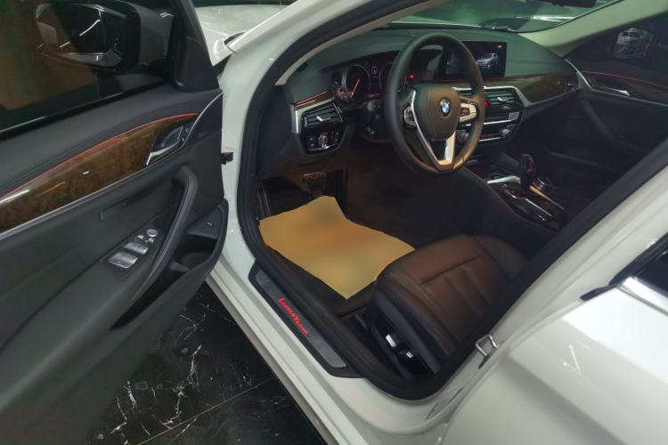 Used BMW 5 Series 2018 525Li Luxury Package