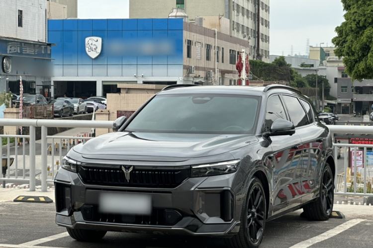 Used VOYAH FREE 2025 318 259 km All-Wheel-Drive Exploration Edition