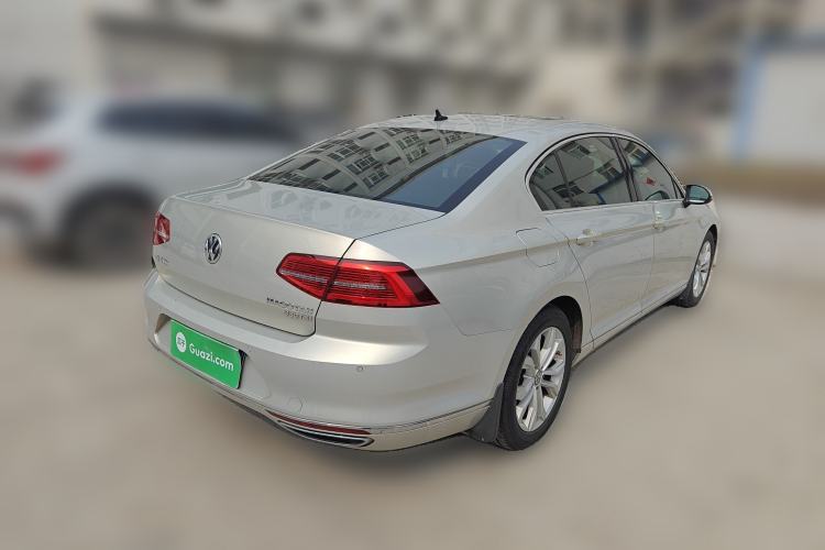 Used Volkswagen Magotan 2019 330TSI DSG Luxury Model China V Standard Rear Right 45 Deg