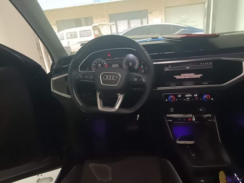 Used Audi Q3 2022 35 TFSI Fashion Dynamic Model — 10