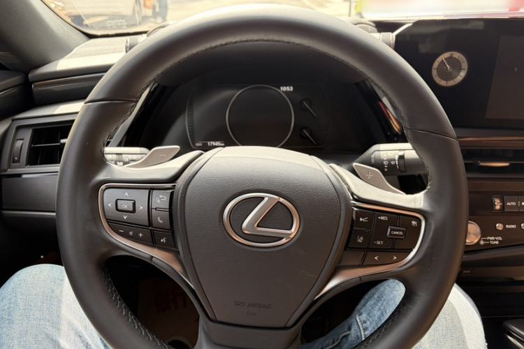 Used Lexus ES 2021 200 Excellence Edition Steering Wheel