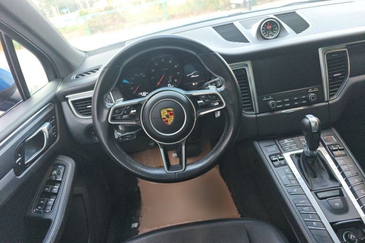 Used Porsche Macan 2017 Macan 2.0T
