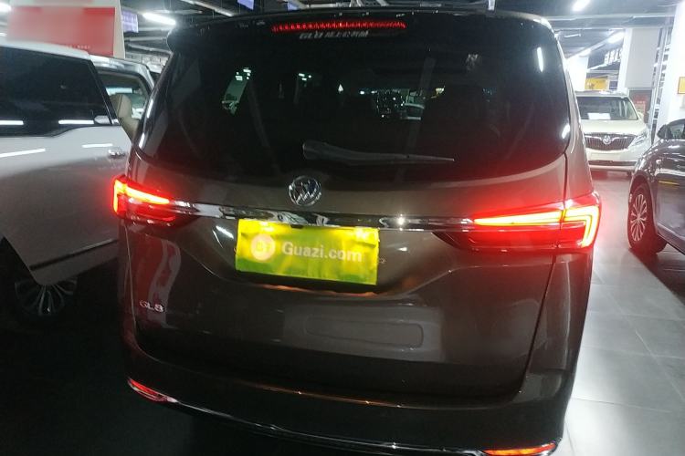 Used Buick GL8 2021 Land Cruiser Executive Class 652T Luxury Model